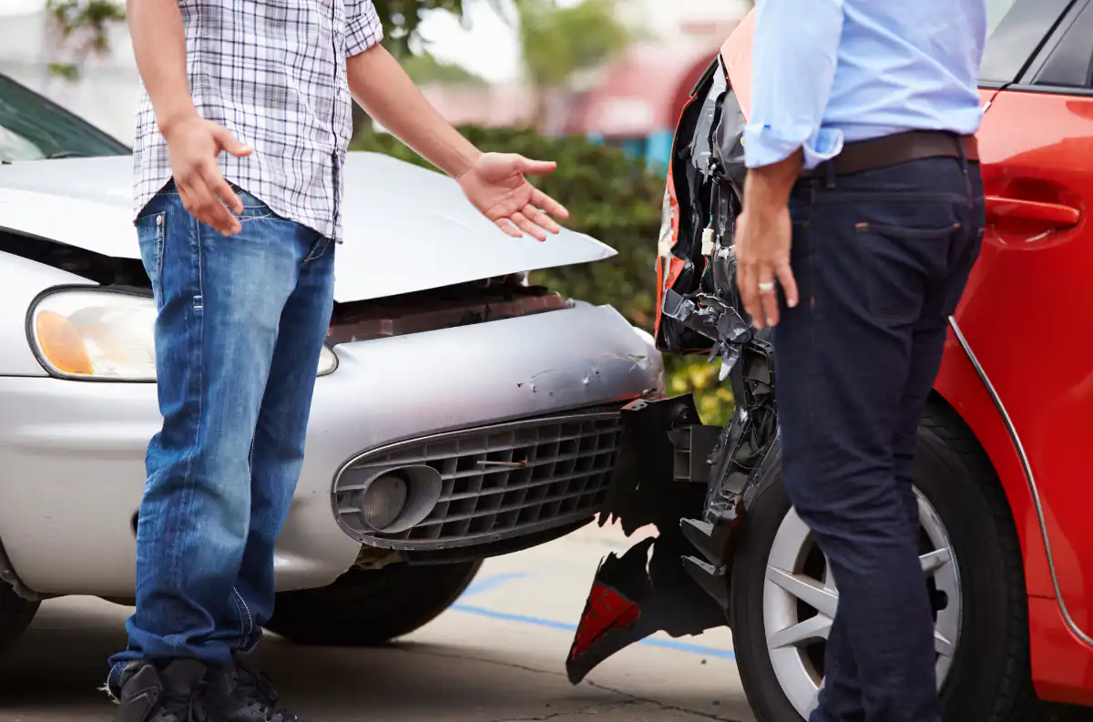 auto accident lawyer - feature